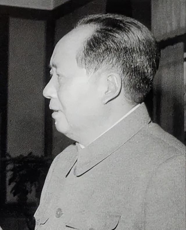 中国足彩网赛事中心-1984年贺子珍在上海病逝，市委不敢定丧葬规格，邓小平看后只说了一句话，结局出人意料