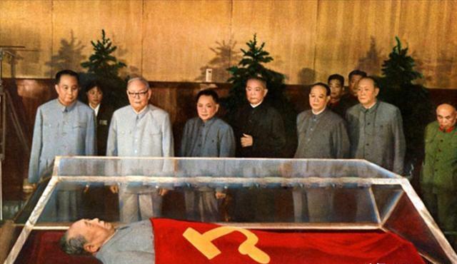 中国足彩网赛事中心-1984年贺子珍在上海病逝，市委不敢定丧葬规格，邓小平看后只说了一句话，结局出人意料