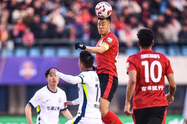 欧洲杯-【中超】谭龙破僵帕拉西奥斯破门 三镇1比1扳平亚泰