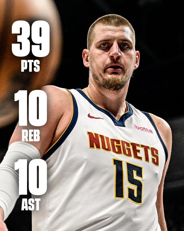 1743055928908015605.jpg 中国足彩网赛事中心-赛季第30次三双创队史!约基奇带伤复出轰39+10+10