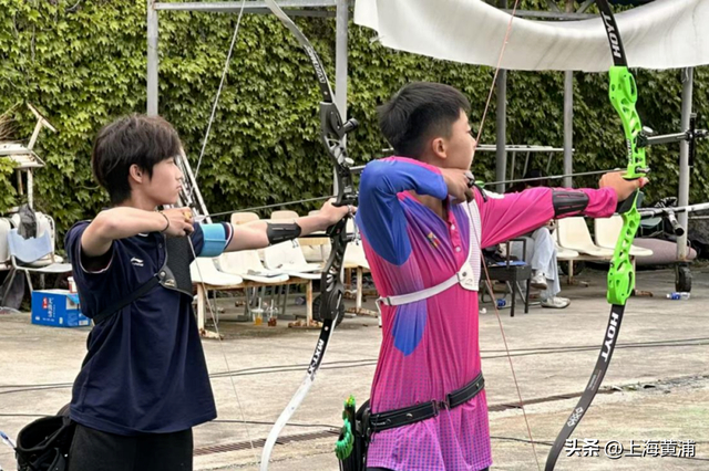 足球联赛-上海市青少年体育精英系列赛第二站落幕,黄浦健儿多点开花取得佳绩|自由泳|射箭|季军|仰泳|游泳_新浪体育_新浪新闻